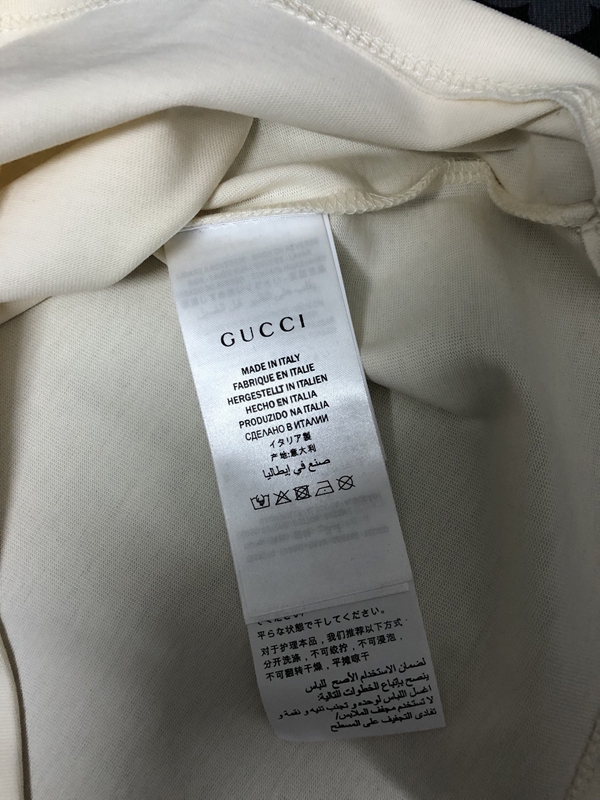 ブランドTシャツ全体デザイン